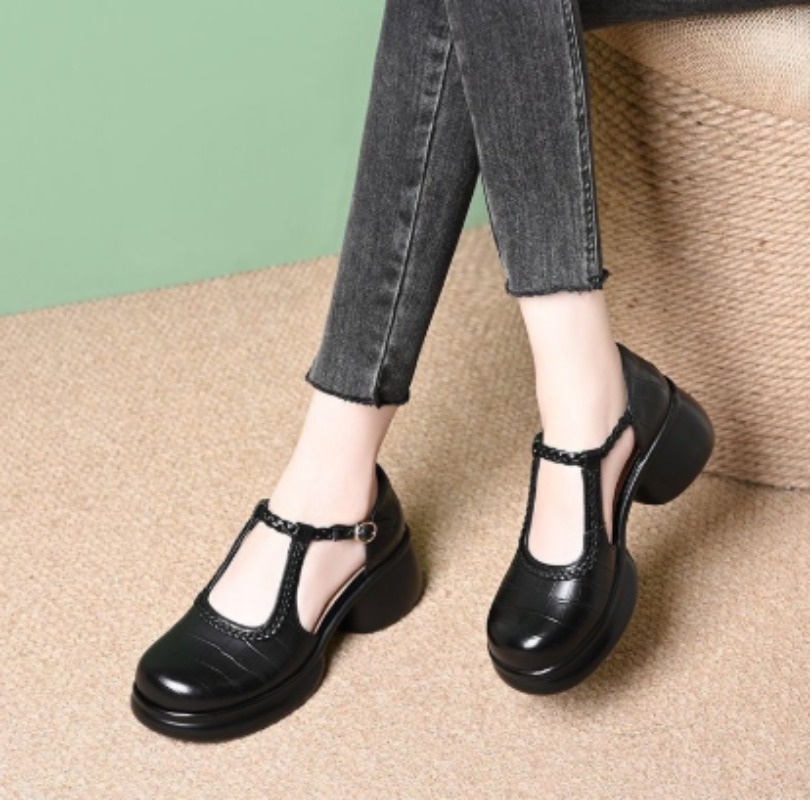 Women Black Croc‑Embossed Mary - Womens Heels ulasan dan harga